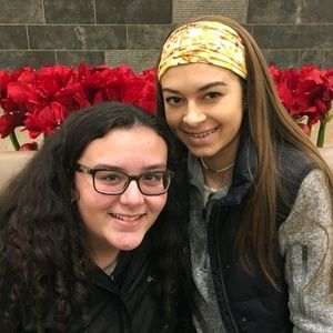 Meet your Posher, Julia